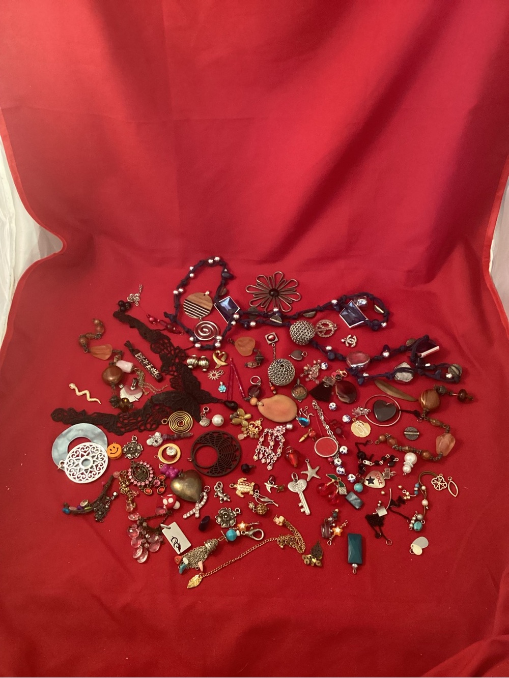 482 grams of broken jewelry for crafting